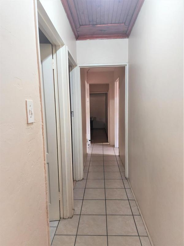 8 Bedroom Property for Sale in Belgravia Western Cape